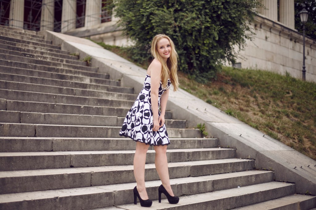 melinda blogger_N0J9834 1 copy