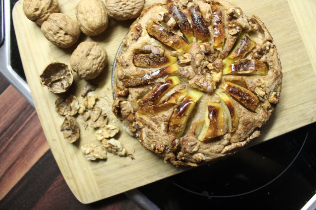 Vegan Apple Walnut&nbsp;Pie