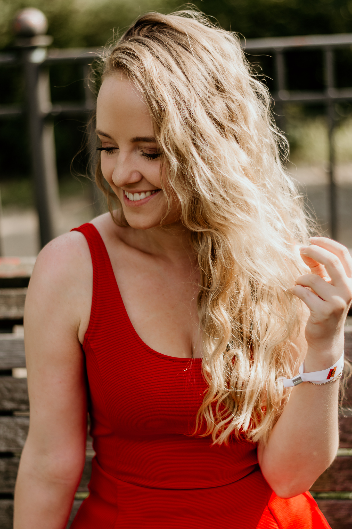 7480E75C-5738-460E-A2CB-ADA004FE08F7