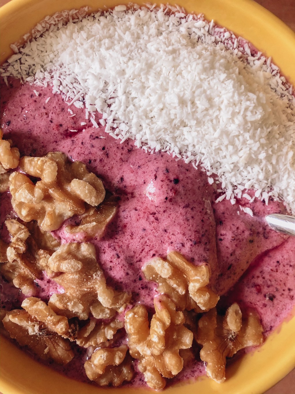 Kokosnuss Smoothie Bowl